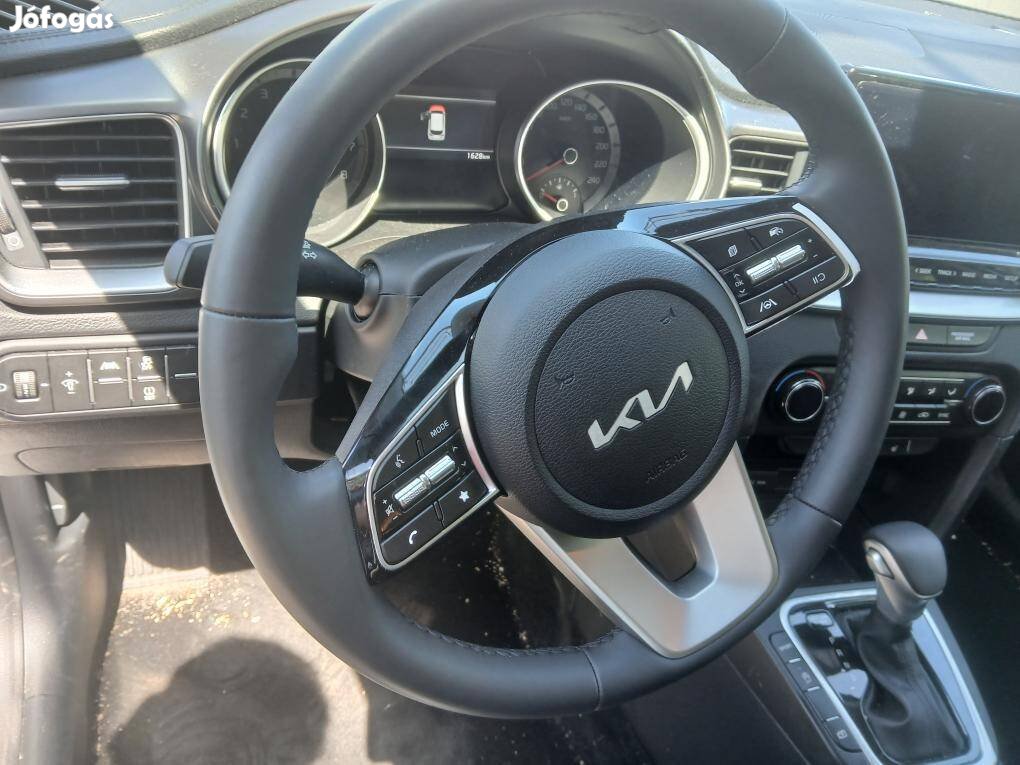 Kia ceed kombi 2018-2025 kormány
