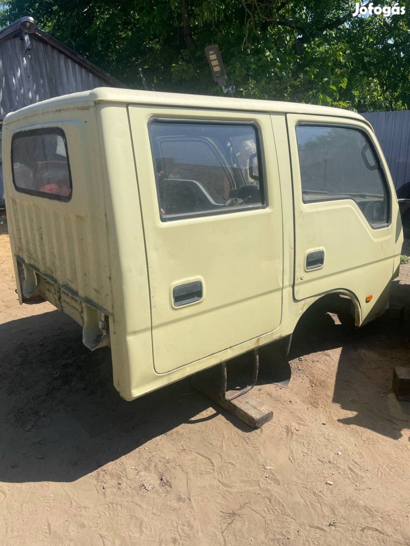 Kia dupla fülke