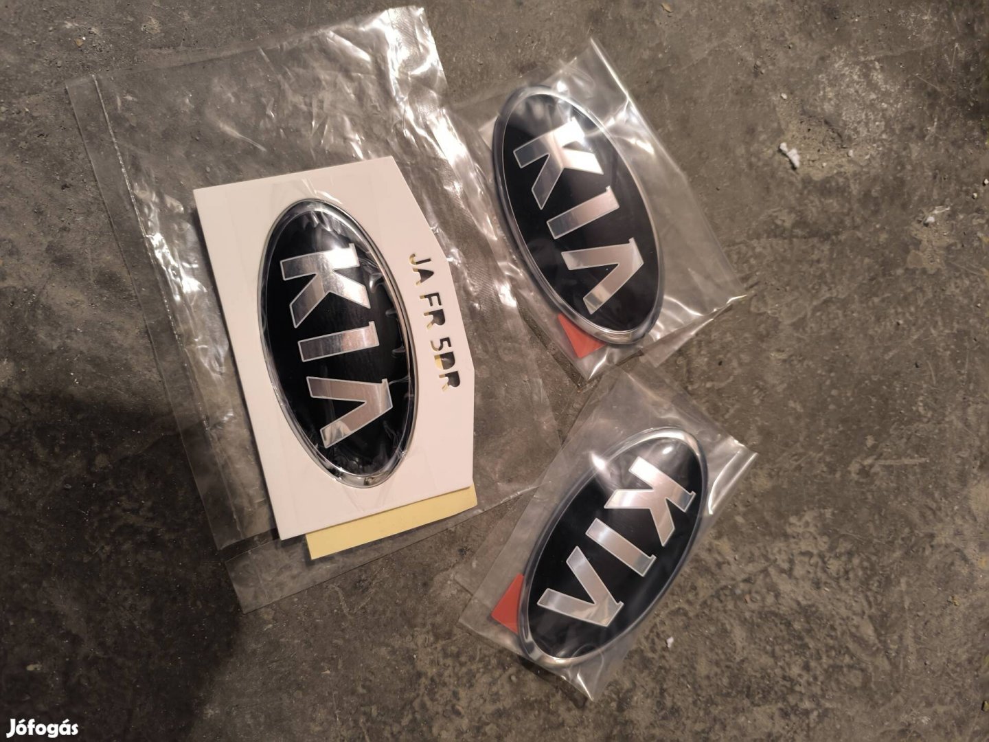 Kia gyári logo, jel