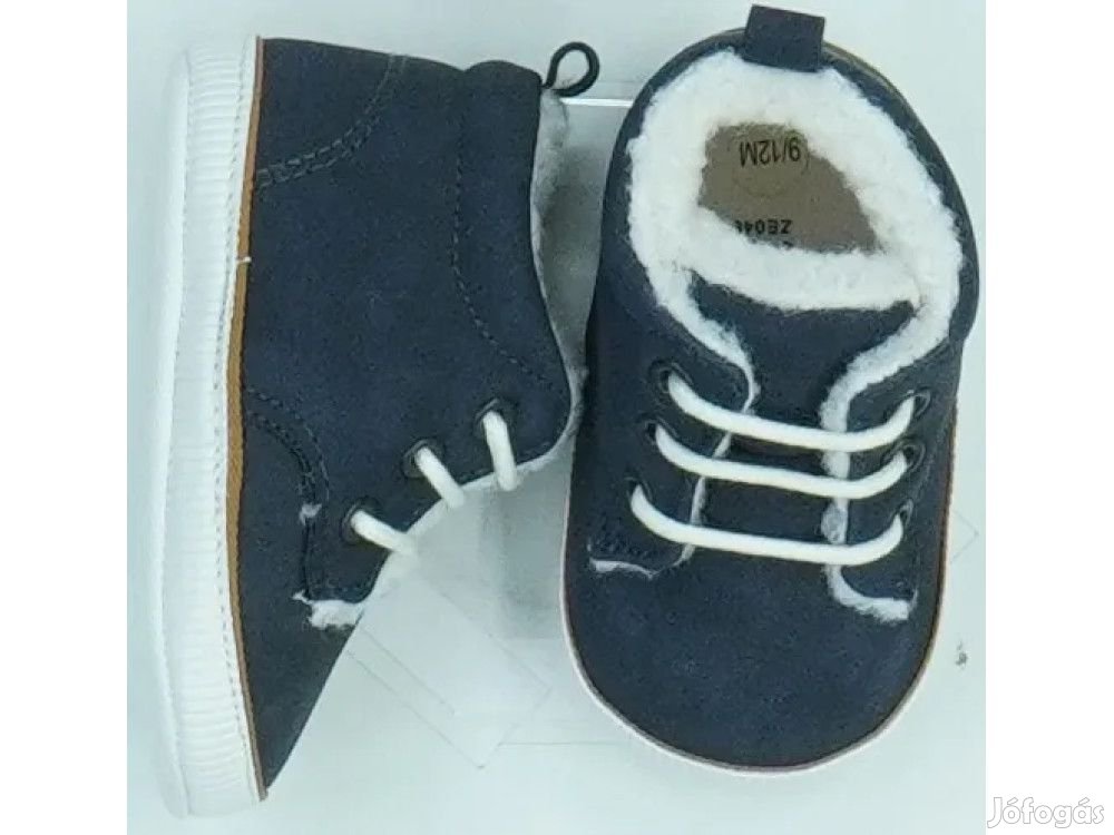 Kiabi Új címkés Fiú Kocsicipő Méret 80