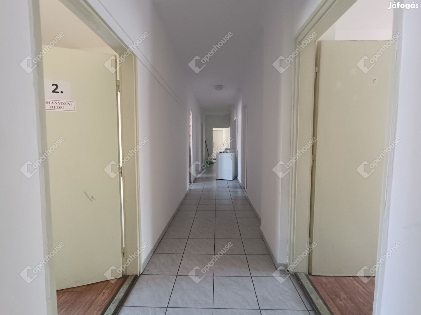 Kiadó 11 szobás ipari övezeti ingatlan