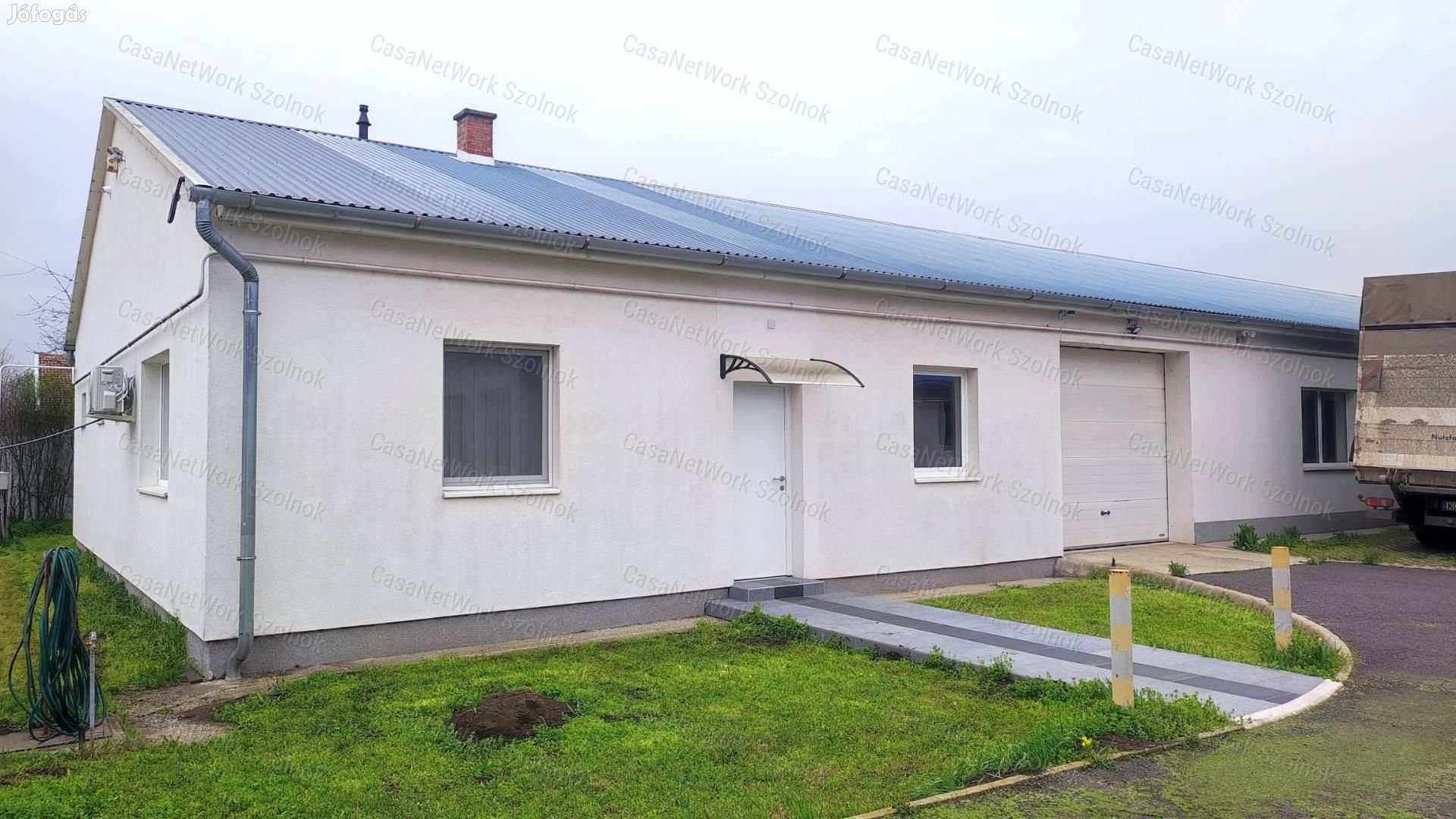 Kiadó 400 m2-es raktárműhely Szolnokon, az Abonyi úton