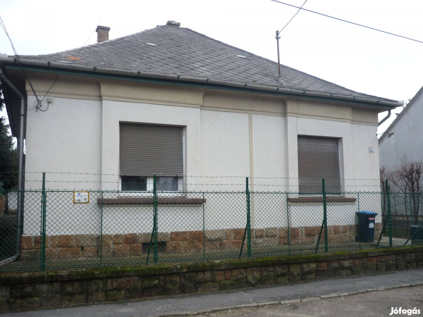 Kiadó Bp. XVIII. 40nm-es 1 szobás házrész rezsivel együtti