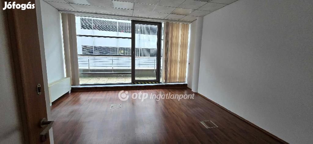 Kiadó Irodaház, Debrecen