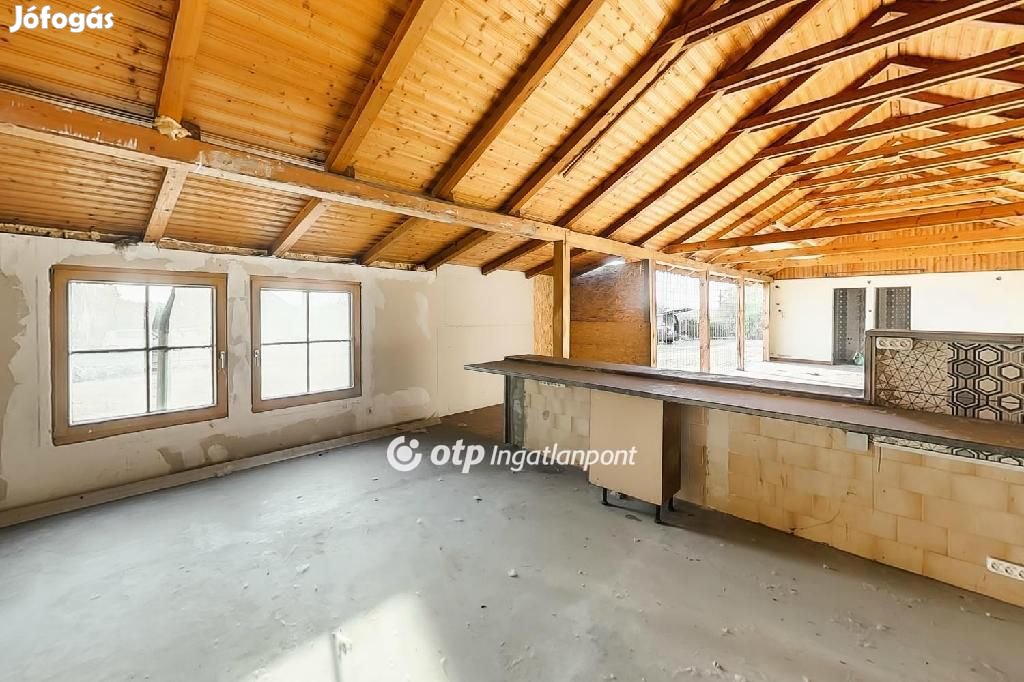 Kiadó Üzlethelyiség, Gyenesdiás