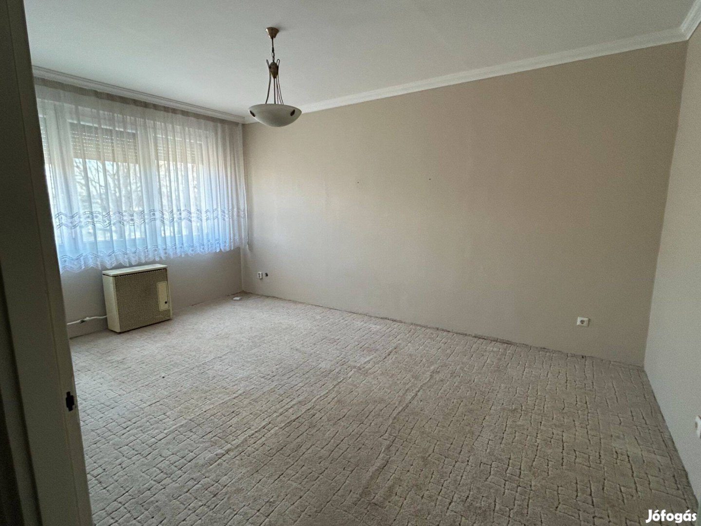 Kiadó egy szobás lakás