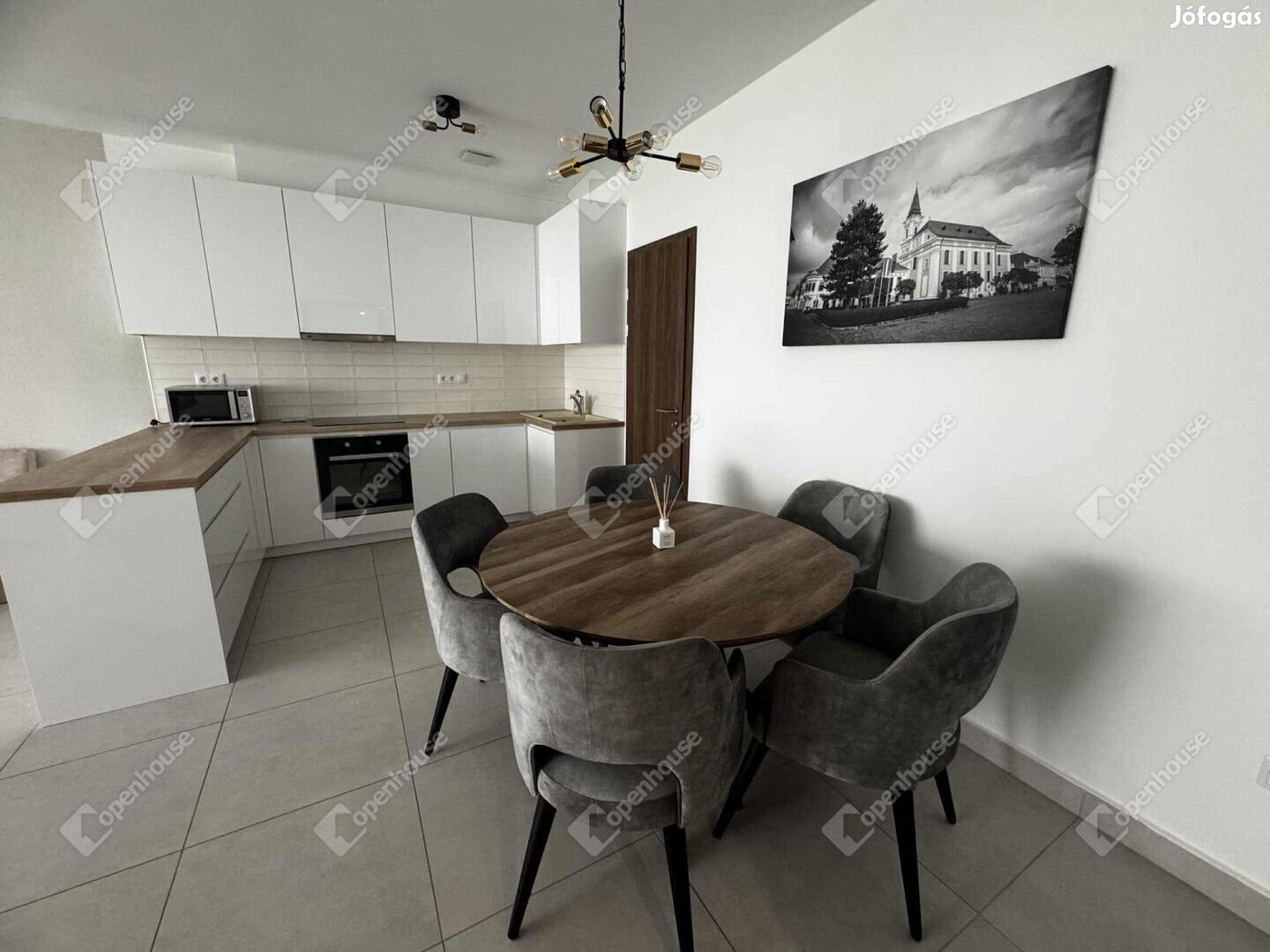 Kiadó exkluzív otthonok Székesfehérvár szívében!