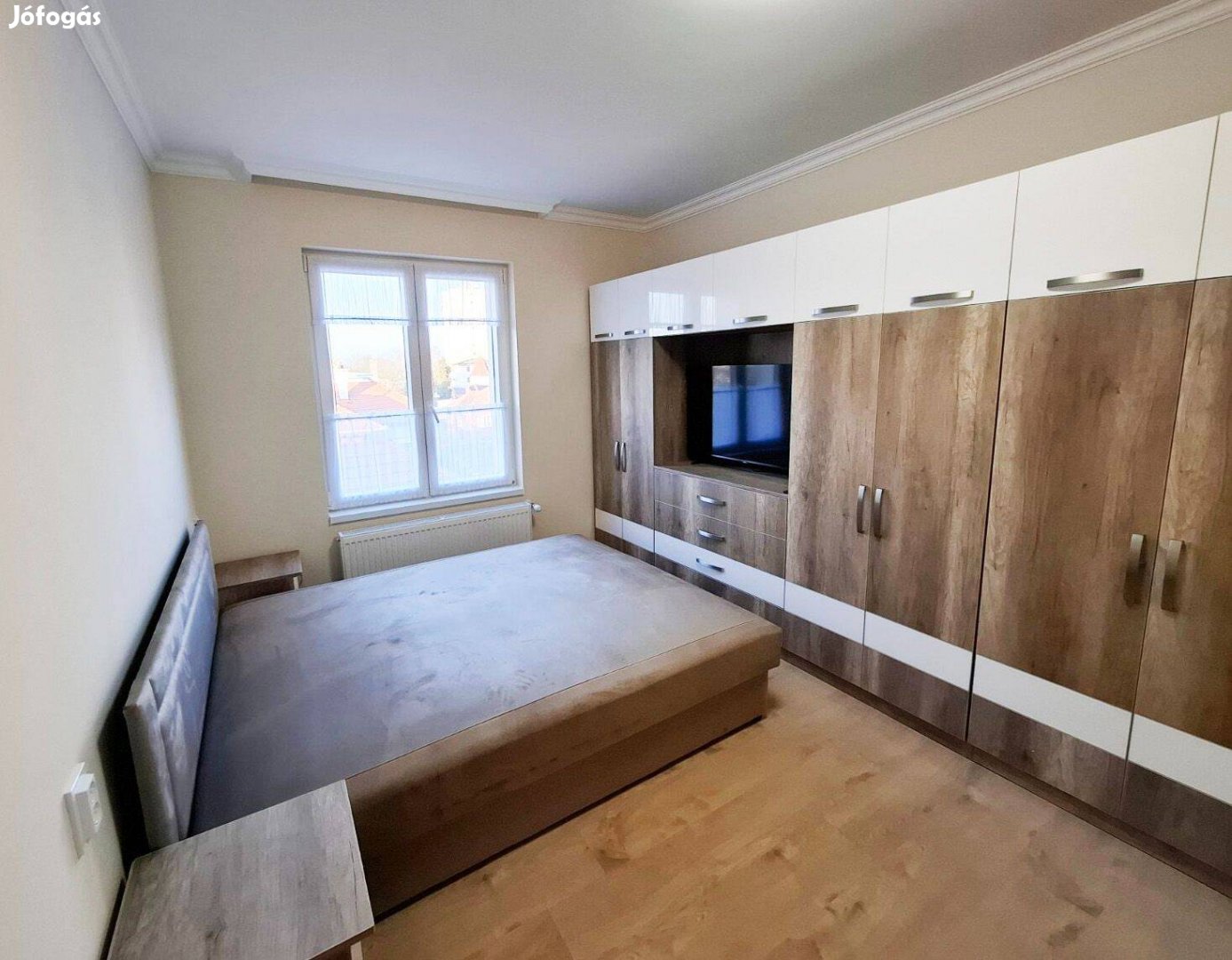 Kiadó felújított lakás az Egészségügyi Kar mellett!