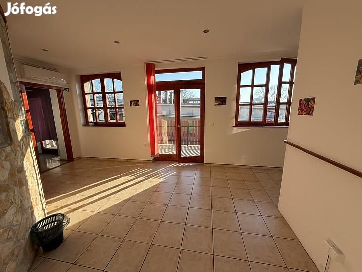 Kiadó iroda - Dunakeszi