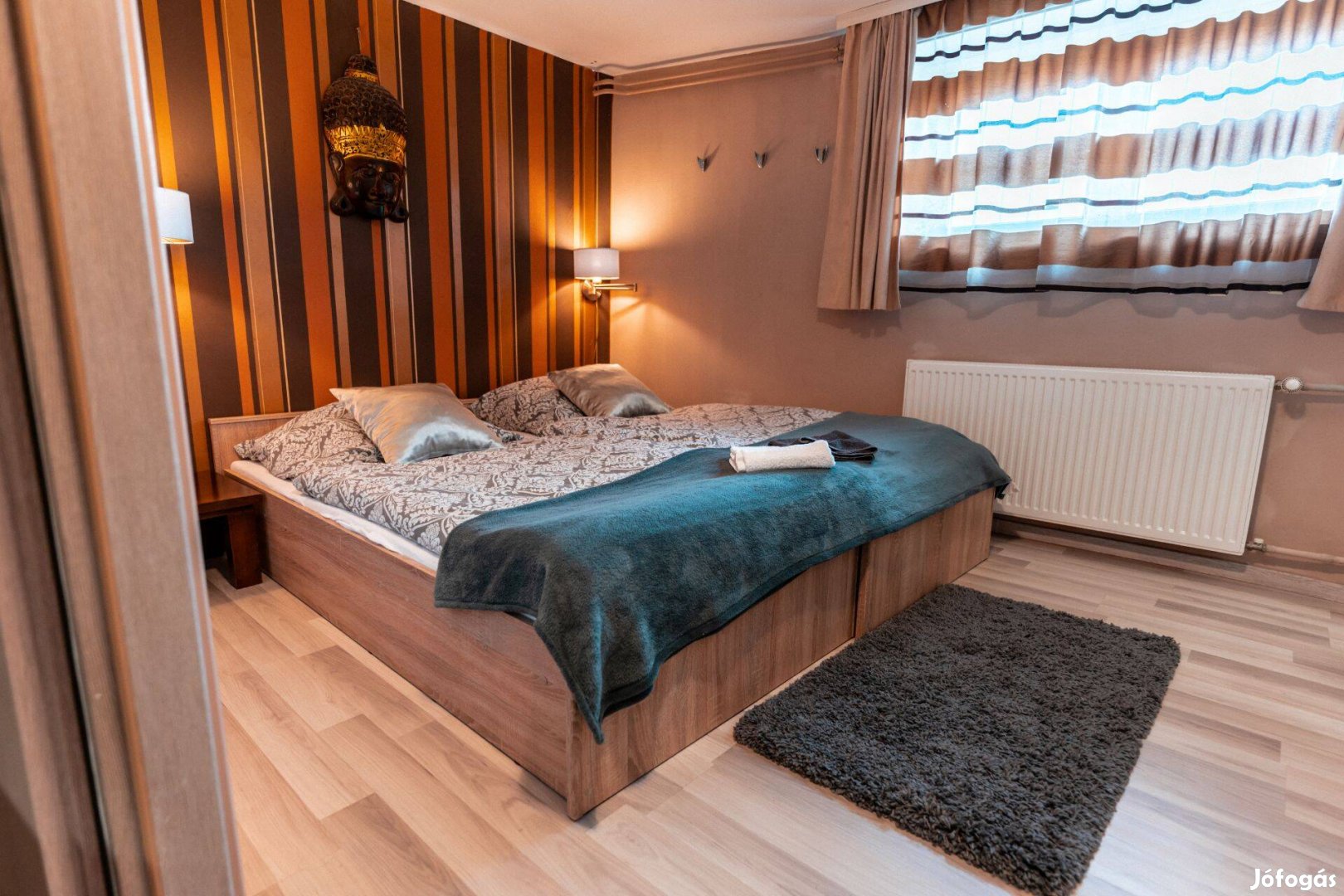 Kiadó lakrész 6-8 fő részére Sopronban