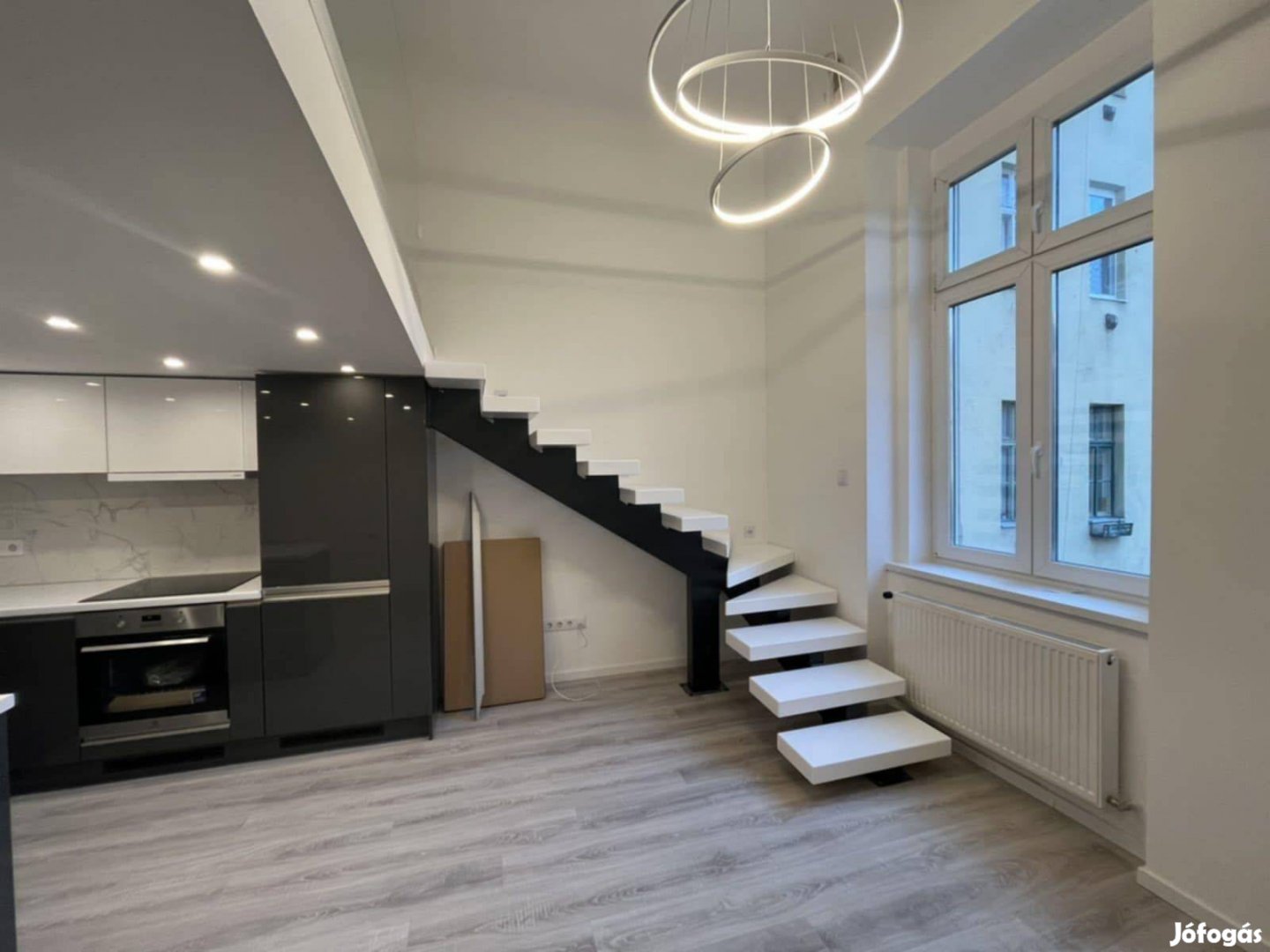 Kiadó modern, frissen felújított lakás a VI. kerület