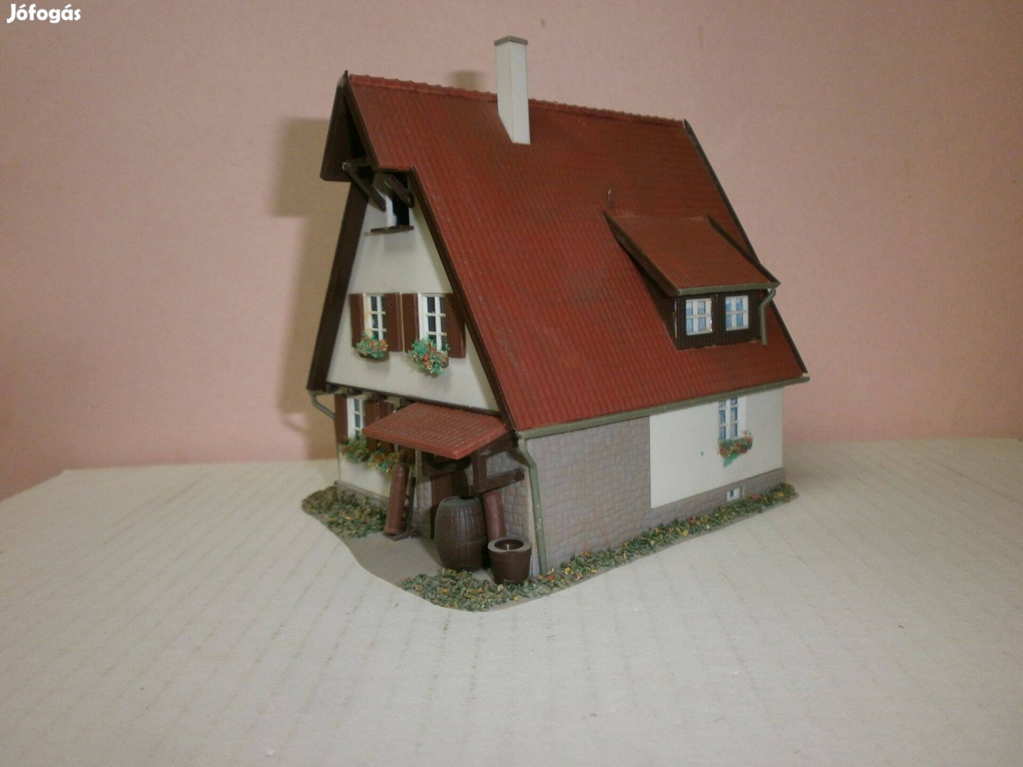Kibri - modern falusi emelets családi ház - 1:87 - ( G-38)