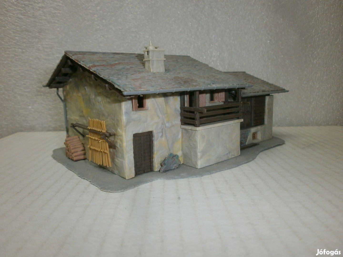 Kibri -réggebi családi ház melléképülettel 187 - F-88