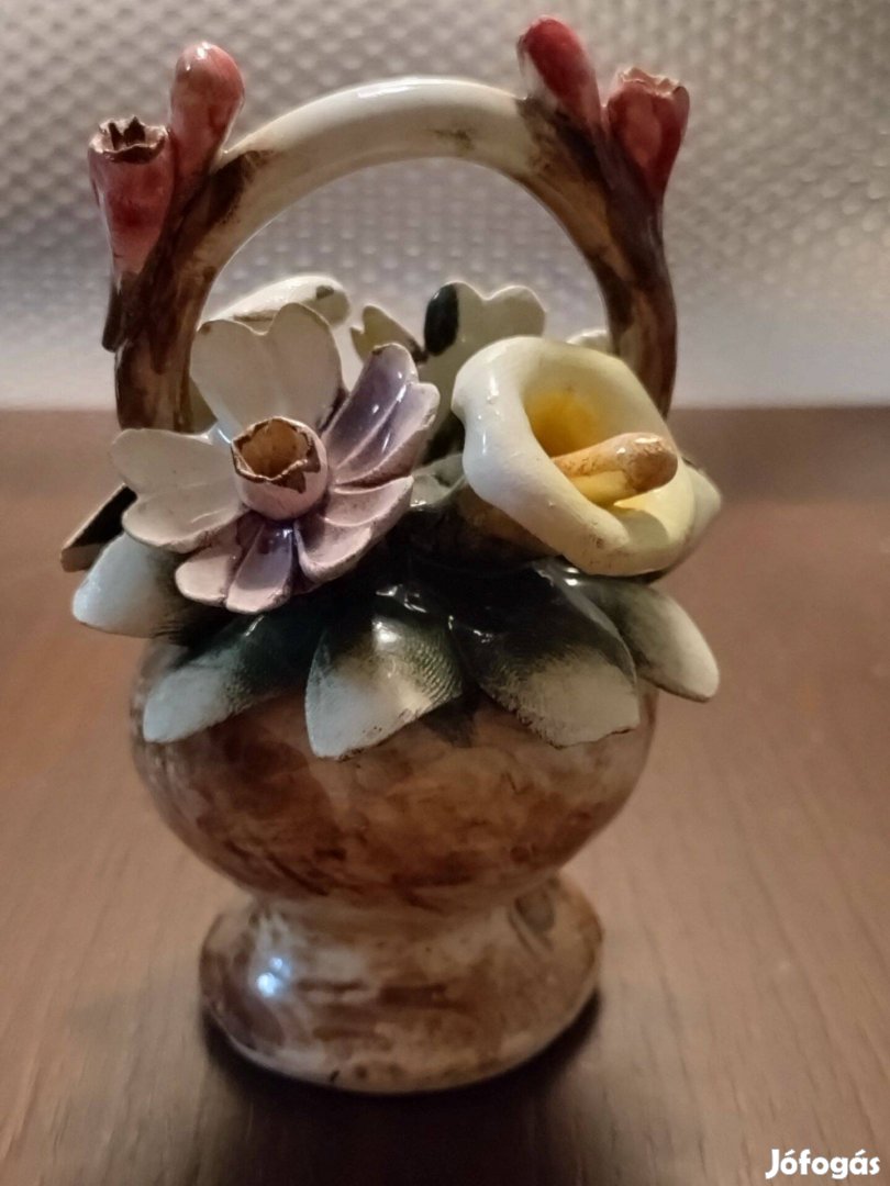 Kicsi olasz porcelán virágkosár