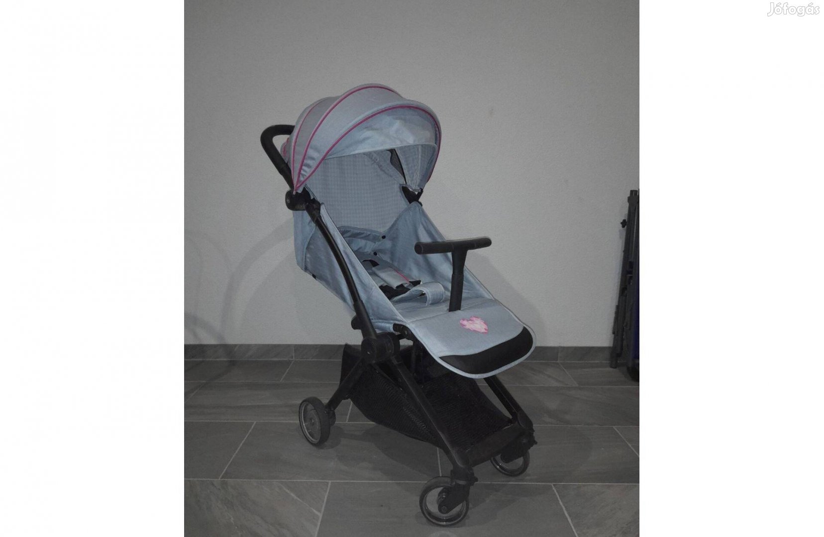 Kicsire csukható sport babakocsi