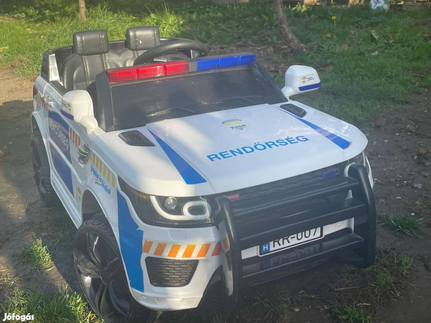 Kidcar KC-002W Elektromos kisautó gyerekeknek - 2 személyes rendőrautó