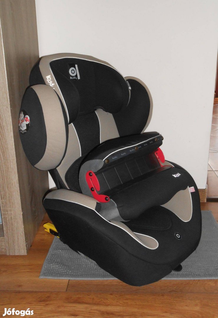 Kiddy Phoenixfix Pro 2 Isofix autós gyerekülés 9-18 kg+szűkítő