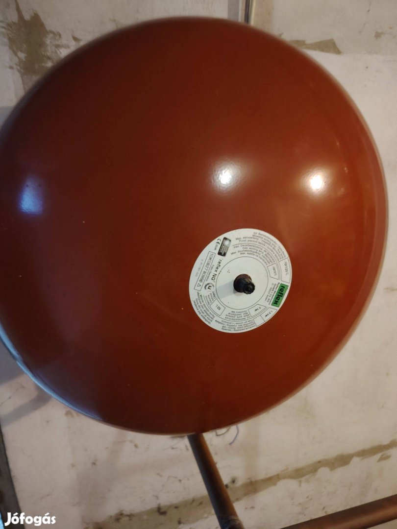 Kiegyenlítő tartály