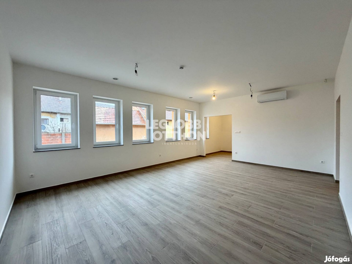 Kiemelt műszaki tartalommal rendelkező földszinti otthon