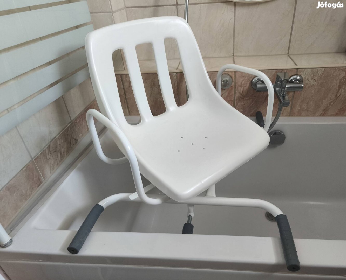 Kifordítható fürdetőszék, kádülőke
