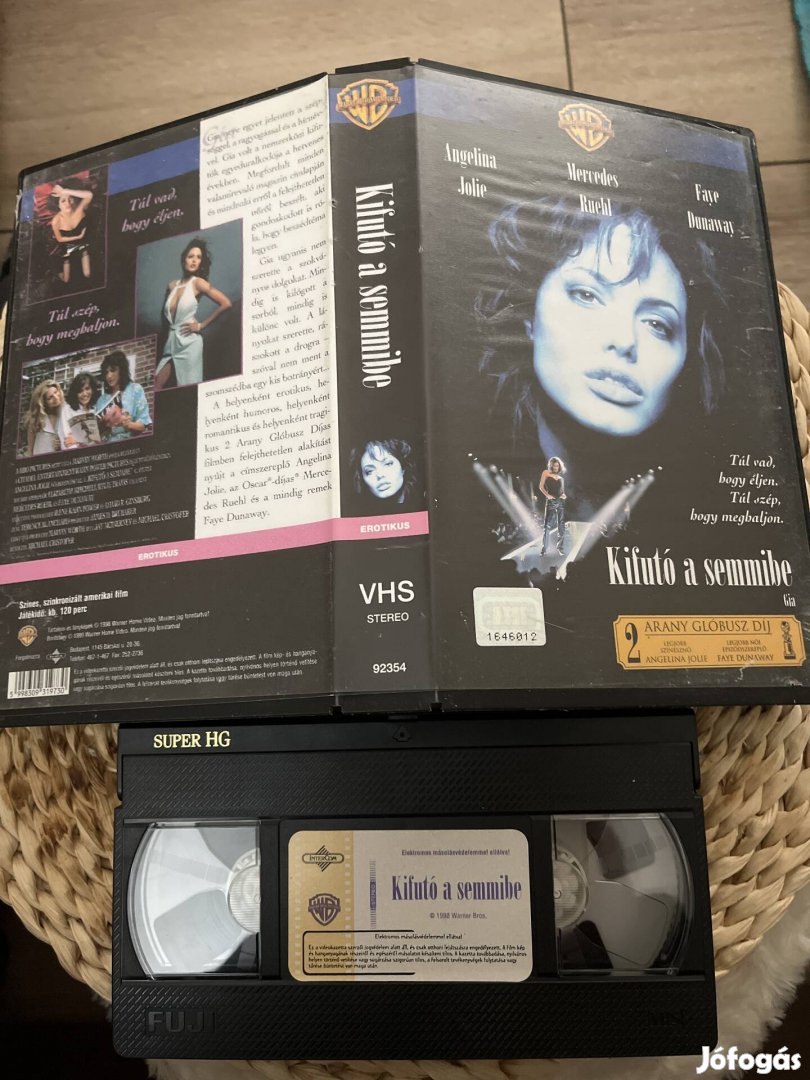 Kifutó a semmibe vhs