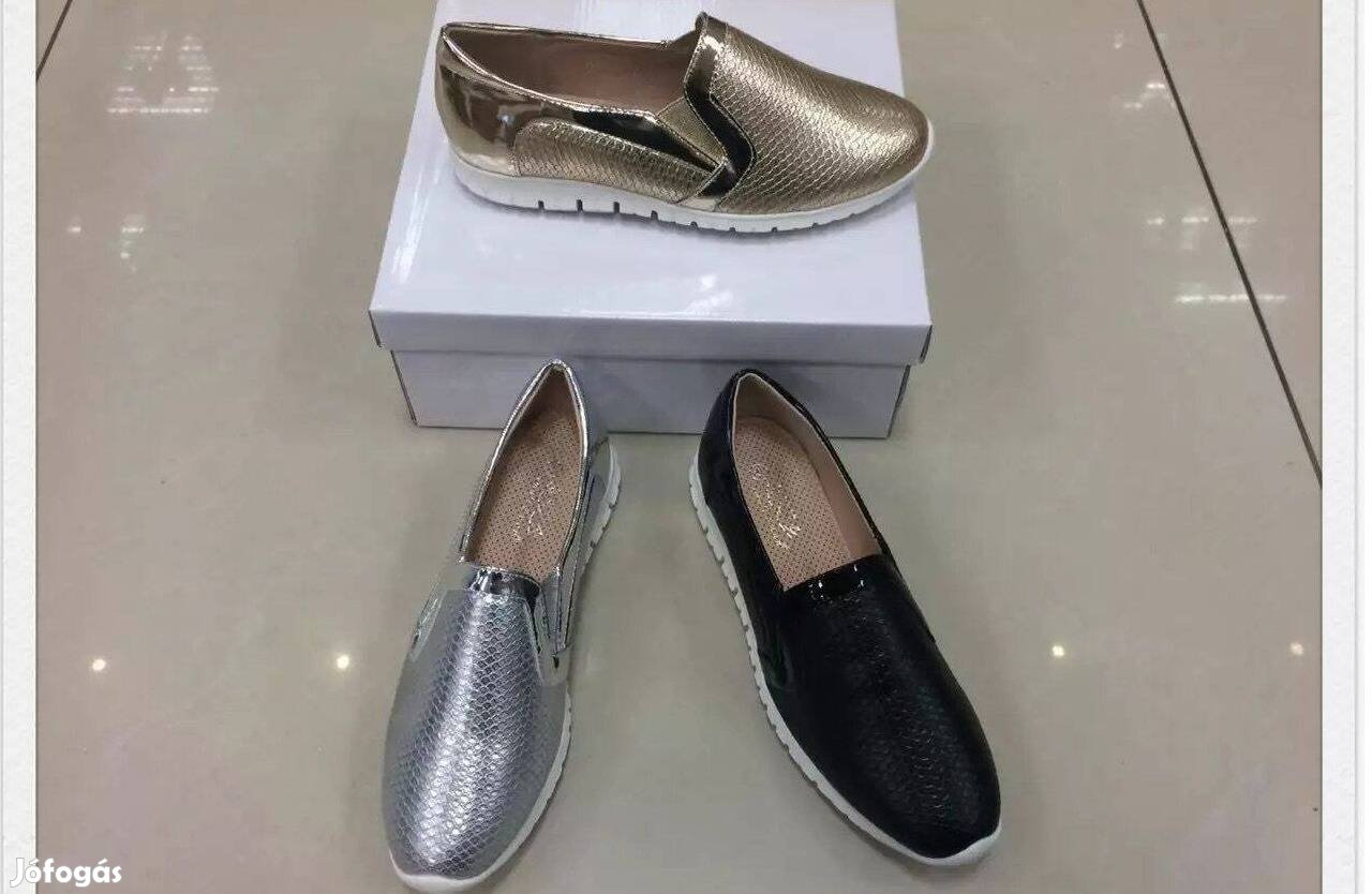Kígyó mintás bebújós női cipő slip-on!384041