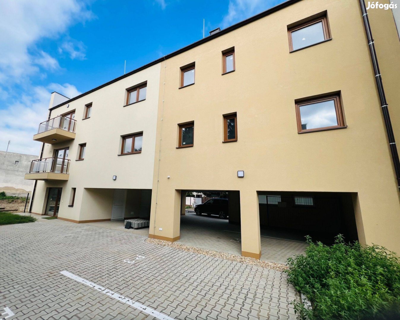 Kígyó utcán 60 m2 új építésű lakás eladó