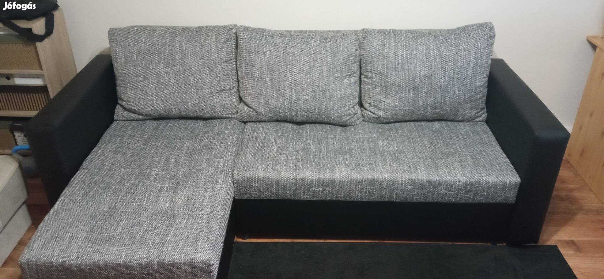 Kihúzható, ágyazható kanapé, újszerű állapotban eladó