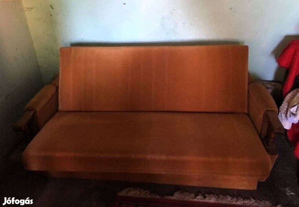 Kihúzható ágyneműtartós kárpitos kanapé (185 cm hosszú)