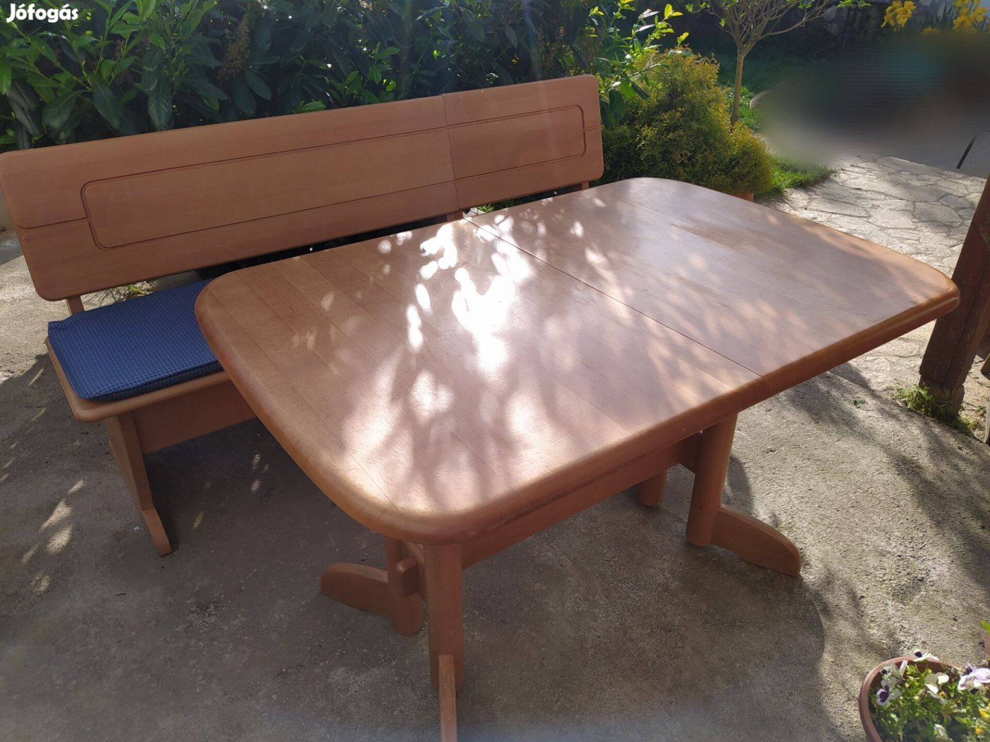 Kihúzható étkezőasztal asztal + pad fa