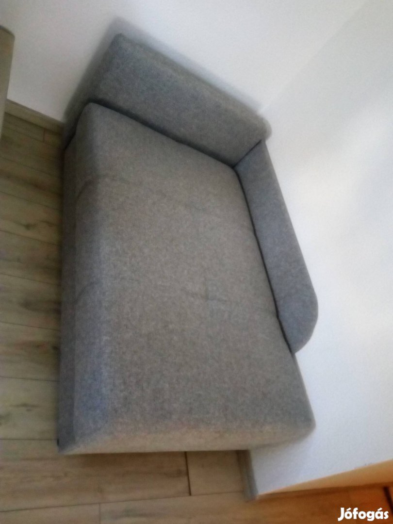 Kihúzható heverő rekamié tárolóval eladó