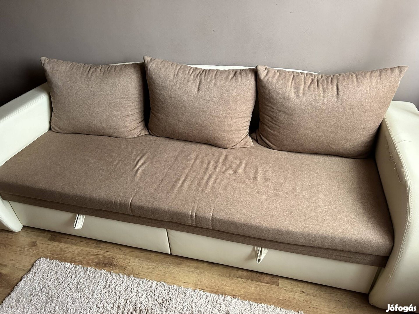Kihúzható kanapé