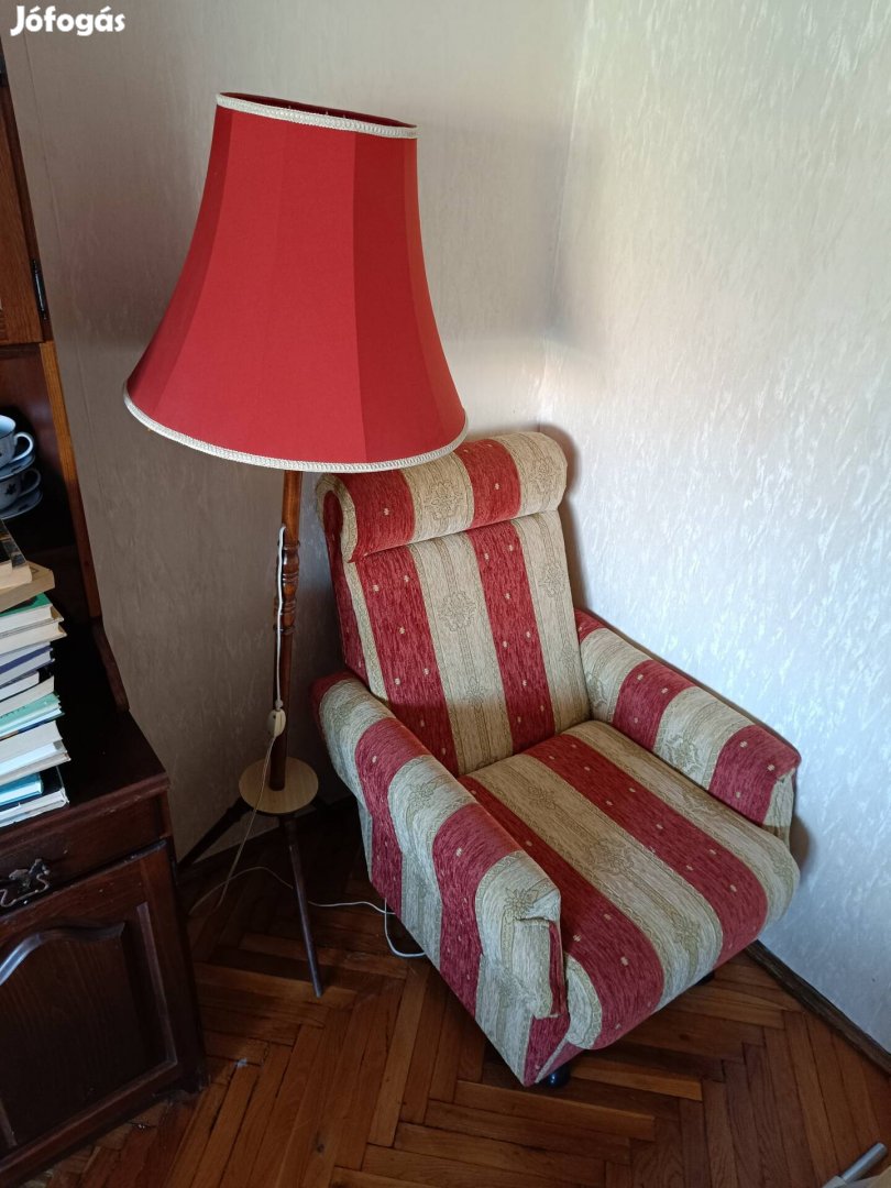 Kihúzható kanapé fotelekkel
