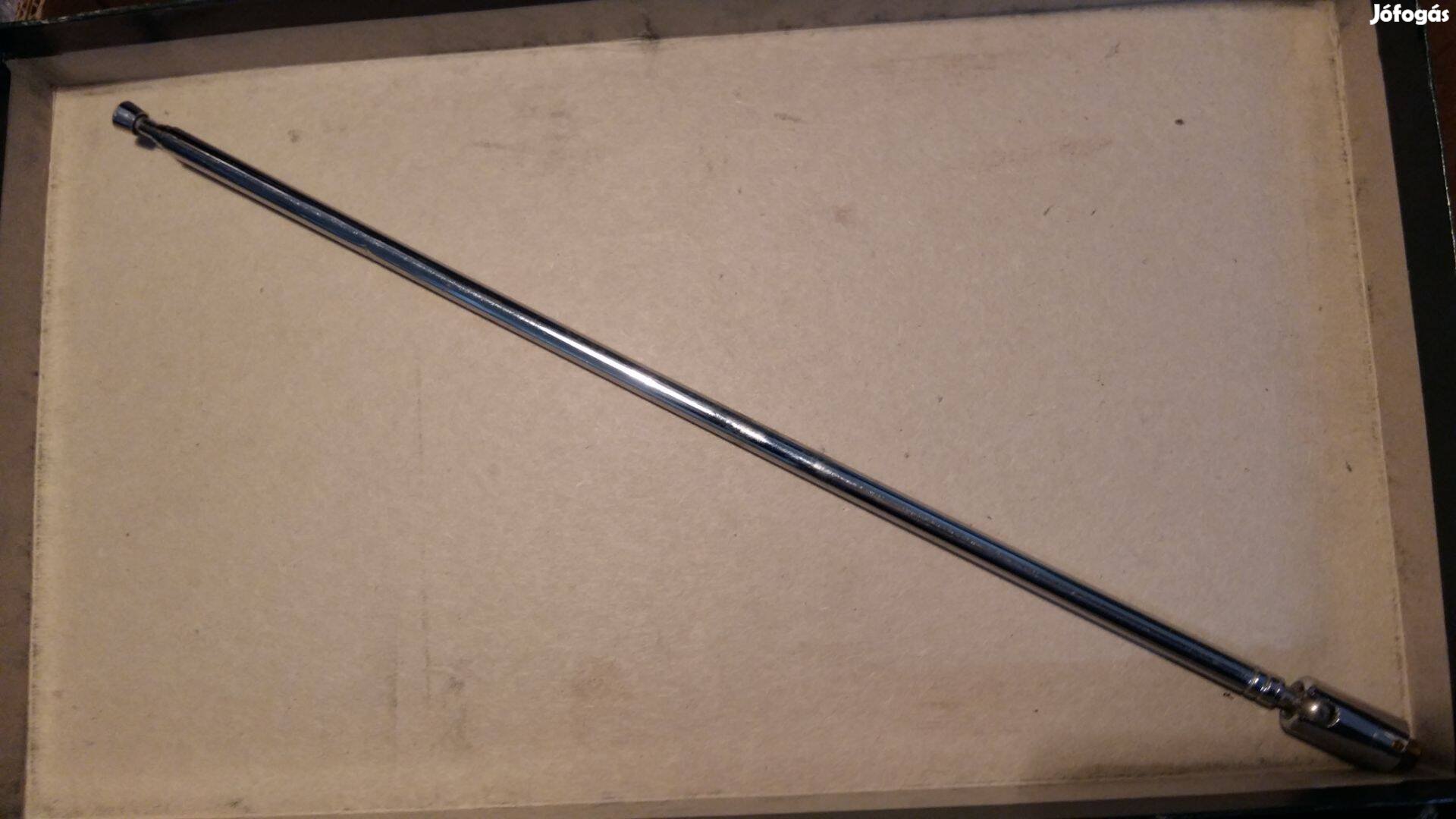Kihúzható krómozott antenna menetes véggel