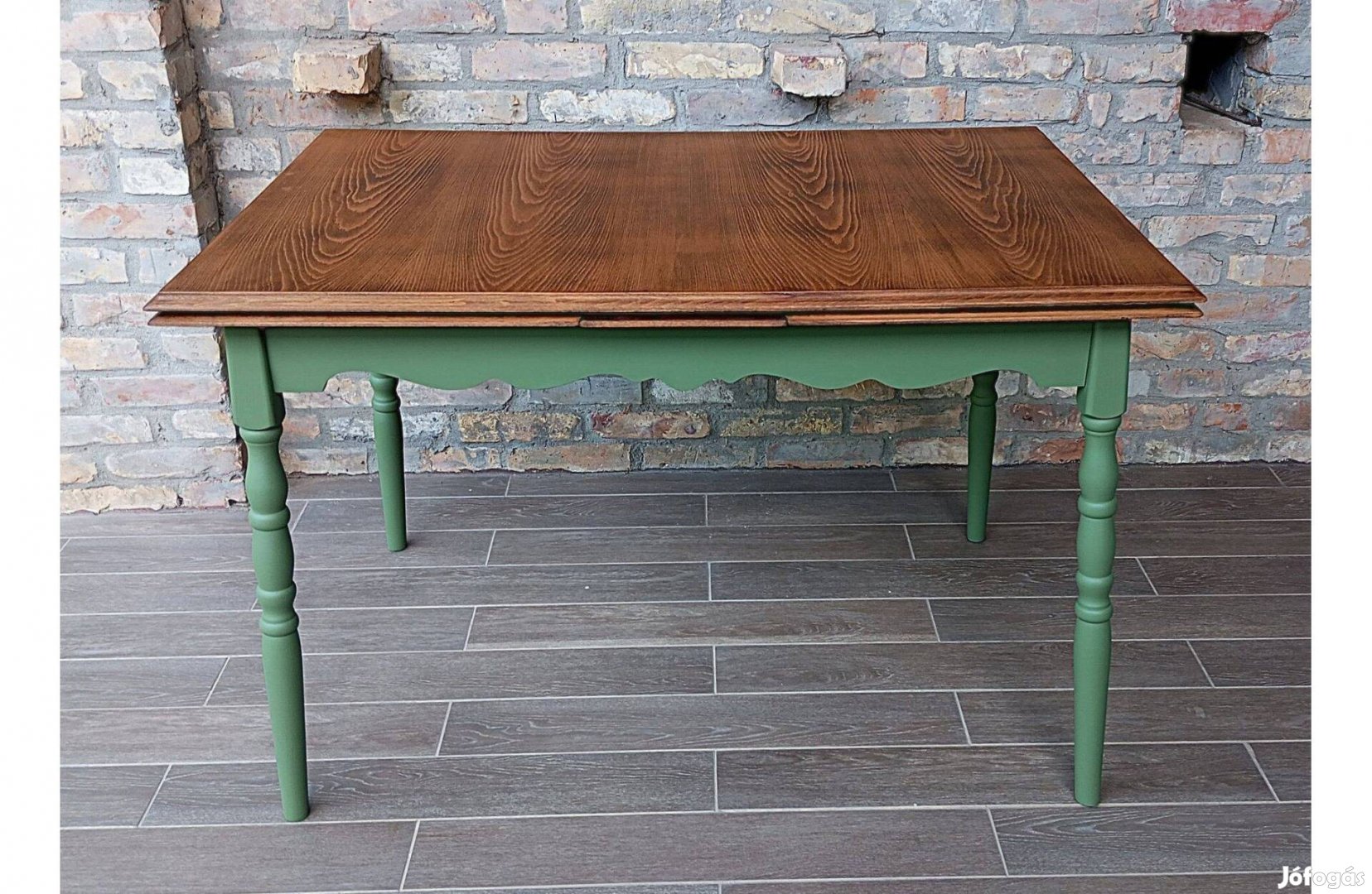 Kihúzható rusztikus étkezőasztal, asztal