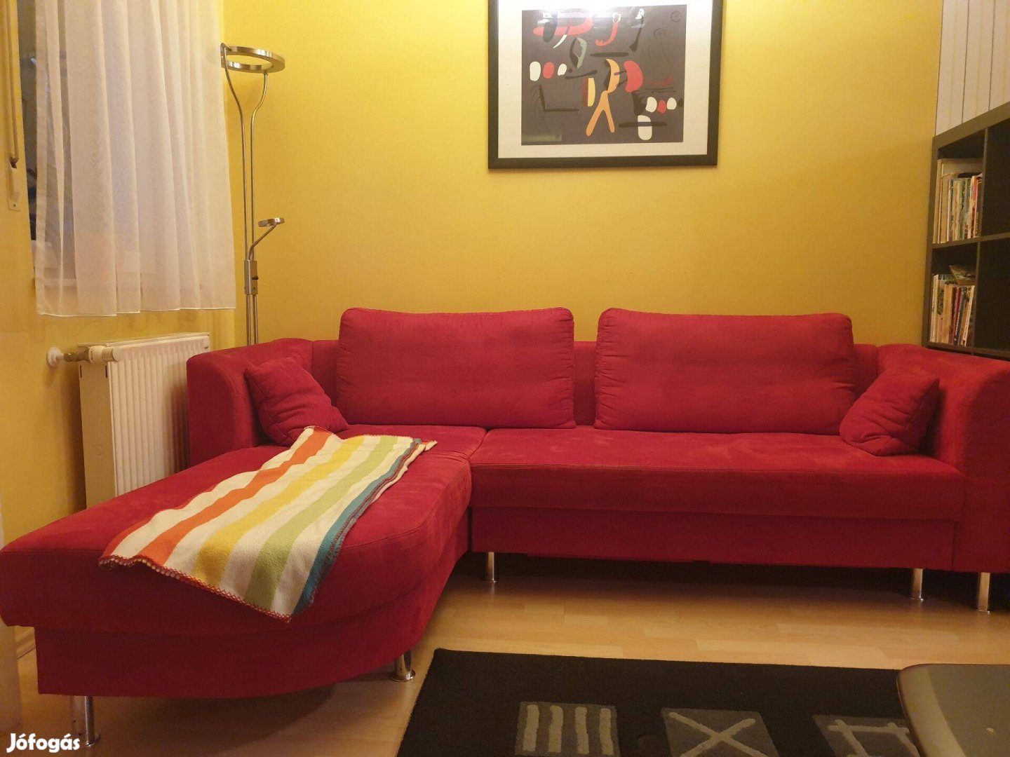 Kika piros kihúzható kanapé