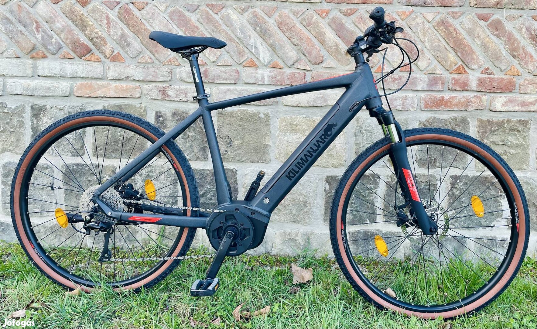 Kilimanjaro Nova Cross Trekking ebike elektromos kerékpár