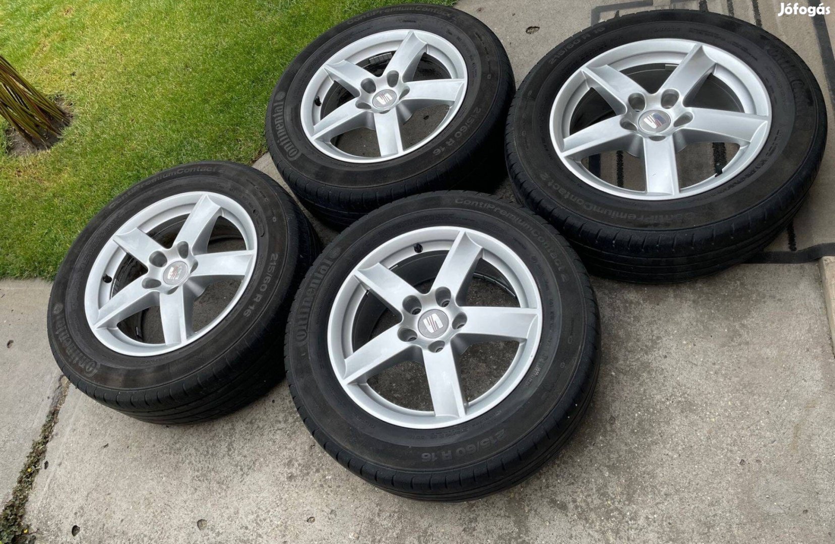 Kimondottan szép 16" Seat alufelni szett 5x112 osztóra