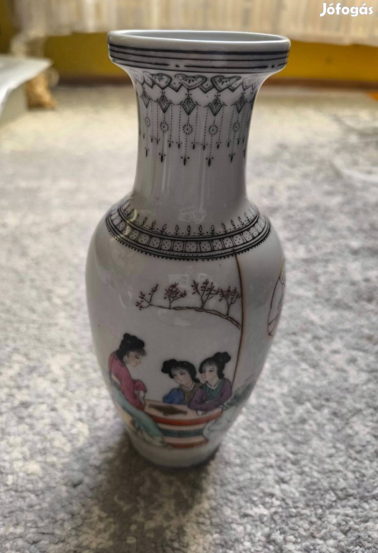Kínai kézzel festett porcelán váza