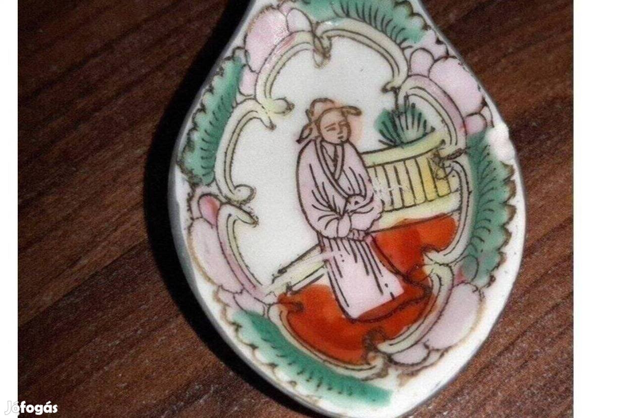 Kínai porcelán kanál