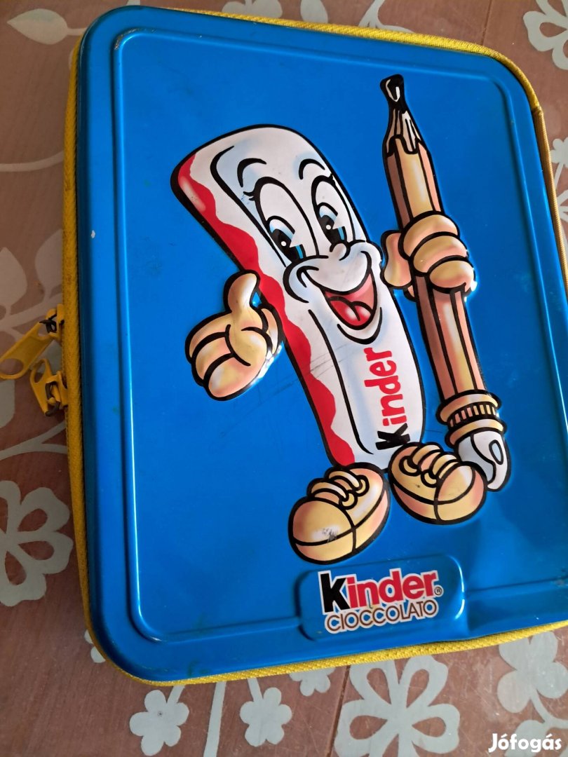 Kinder figurás tolltartó 