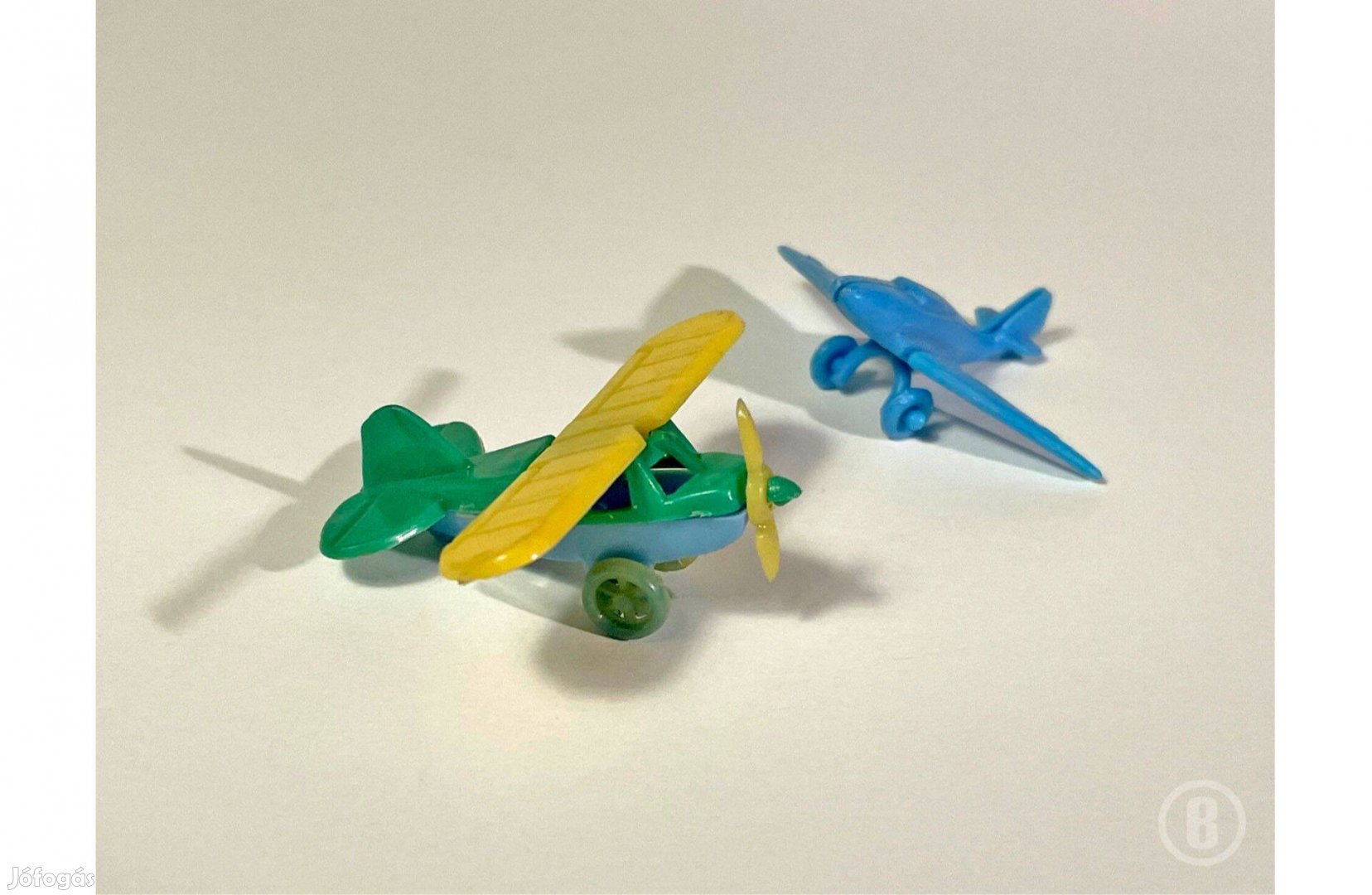 Kinder repülőgépek-2 - 2 db