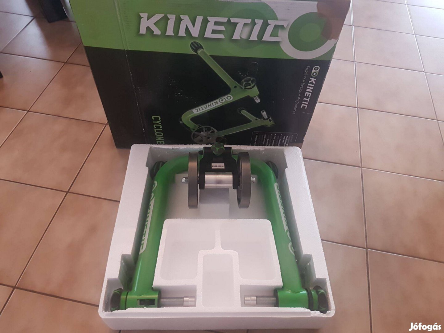 Kinetic légellenállásos edzőgörgő