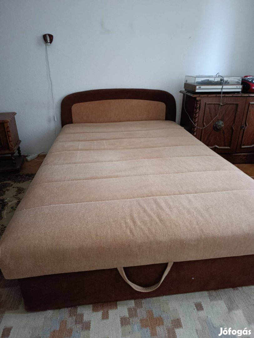 King size ágy eladó