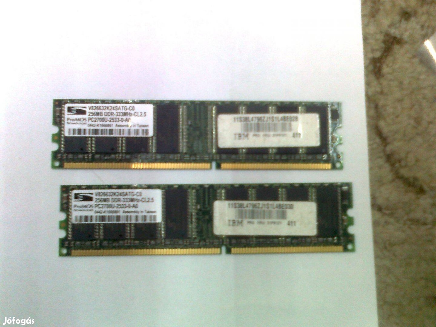 Kingmax DDR 400 1GB RAM eladó