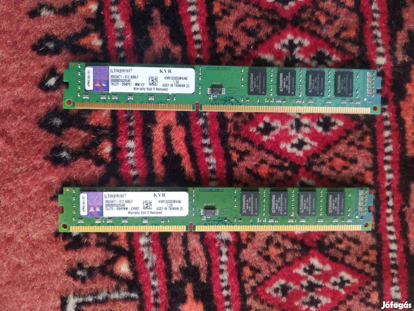 Kingston 2x4 GB tehát 8 GB DDR3 RAM Dual Channel