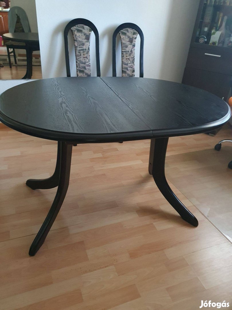 Kinyitható Étkezőasztal 5 db Szék Eladó