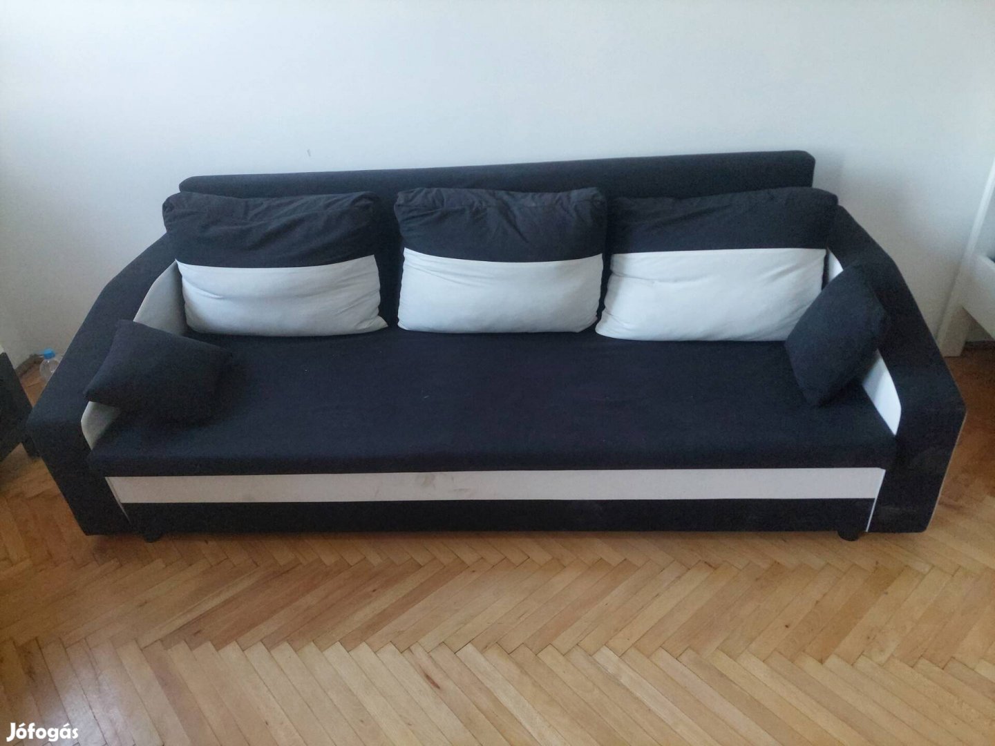 Kinyitható Kanapé 