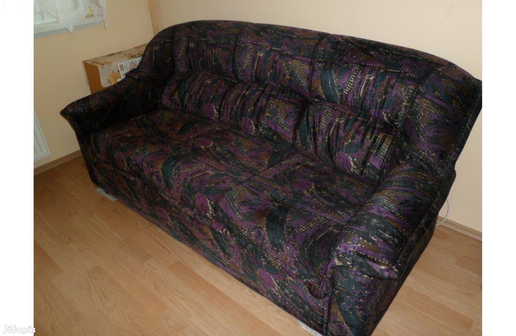 Kinyitható, ágyneműtartós kanapé eladó