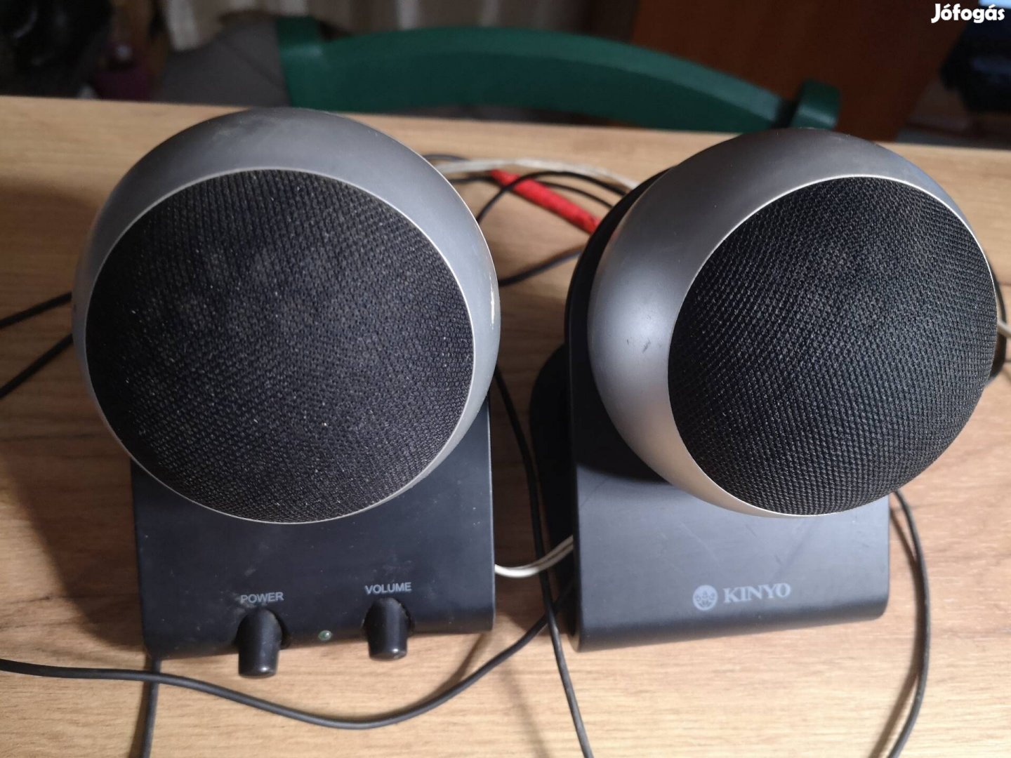Kinyo multimedia hangszórópár jelképes áron szinte ingyen